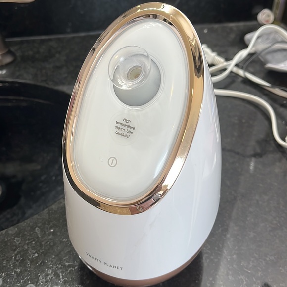 Vanity planet facial steamer - Picture 2 of 3